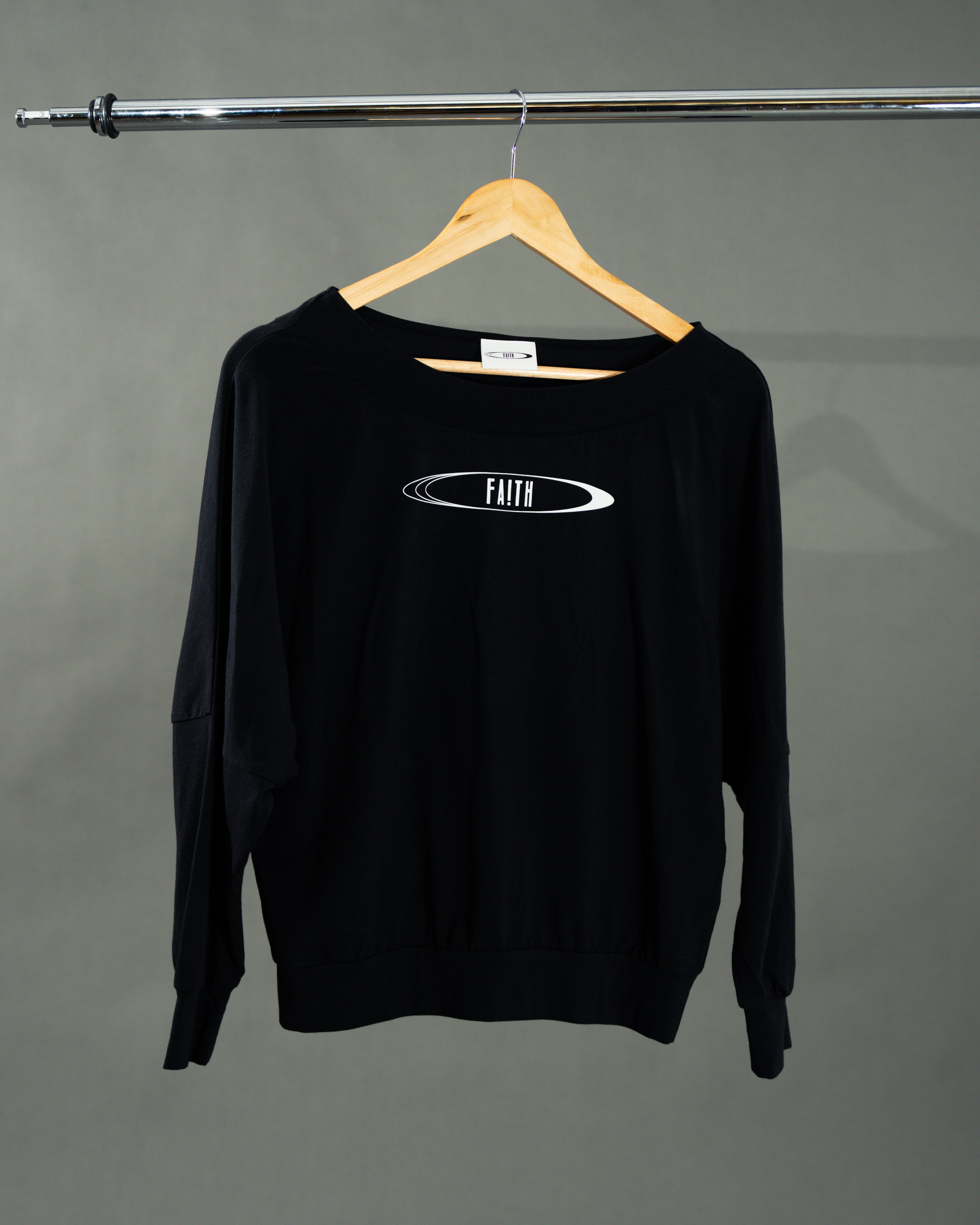 蘭精天絲™露肩上衣